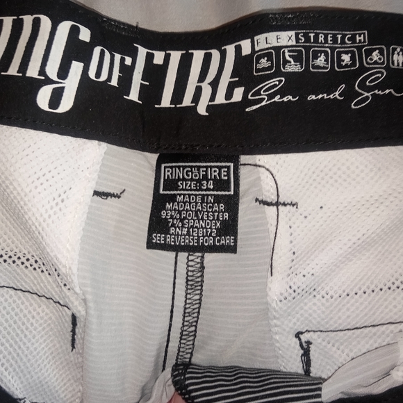 Ring of Fire Surf and Sun Men's Board Shorts Sz. 34 - Picture 3 of 4